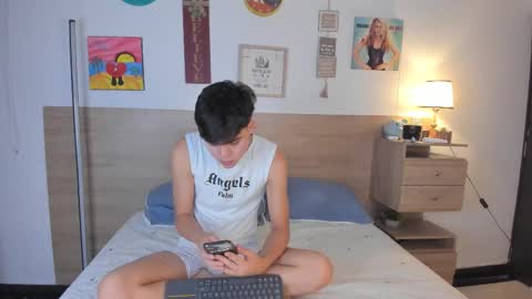 Justin online show from October 8, 2025, 12:36 pm