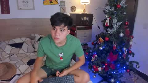 Justin online show from December 15, 2025, 12:37 am