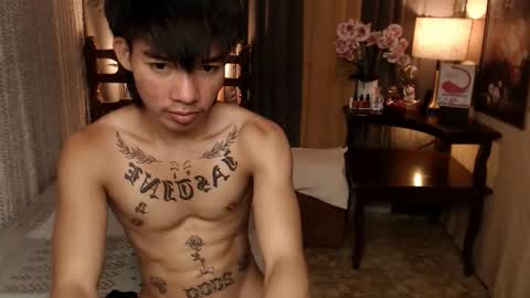 Snapshot of justine_hunk chatting on December 9, 2024, 5:18 am justine_hunk online show from December 9, 2024, 5:18 am