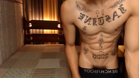 Snapshot of justine_hunk chatting on January 4, 2025, 6:30 am justine_hunk online show from January 4, 2025, 6:30 am