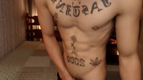 justine_hunk online show from April 14, 2026, 7:20 pm