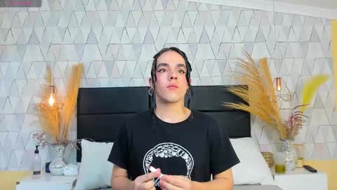 Justine online show from March 27, 2026, 3:56 am