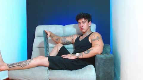 justinfuller_31 online show from December 22, 2025, 3:36 am