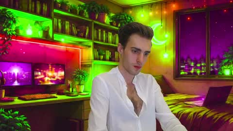 Snapshot of justinnordick chatting on June 3, 2026, 5:43 am Hologram Guy online show from June 3, 2026, 5:43 am