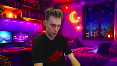 Snapshot of justinnordick chatting on June 23, 2026, 7:39 am Hologram Guy online show from June 23, 2026, 7:39 am