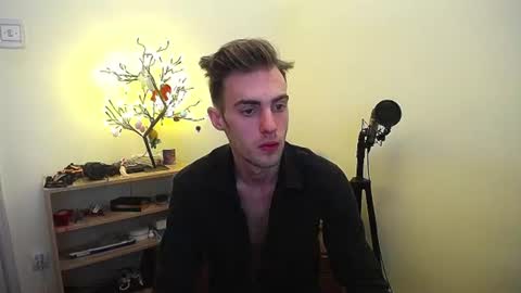Snapshot of justinnordick chatting on July 12, 2026, 8:38 am Hologram Guy online show from July 12, 2026, 8:38 am