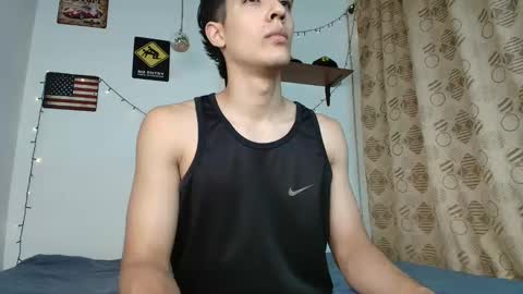 Snapshot of justinsinner1 chatting on February 24, 2025, 1:13 am justinsinner1 online show from February 24, 2025, 1:13 am