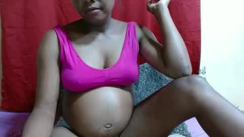 Snapshot of justlhot chatting on January 14, 2025, 7:11 pm Justlhot online show from January 14, 2025, 7:11 pm