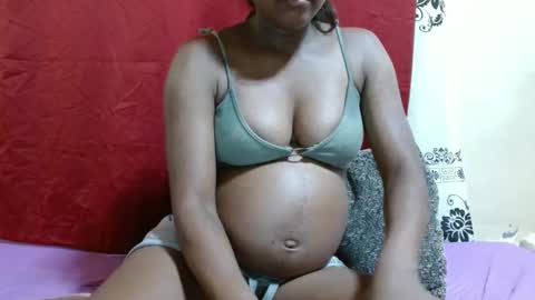 Snapshot of justlhot chatting on January 17, 2025, 5:00 am Justlhot online show from January 17, 2025, 5:00 am