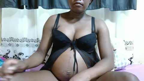 Snapshot of justlhot chatting on February 7, 2025, 11:34 am Justlhot online show from February 7, 2025, 11:34 am