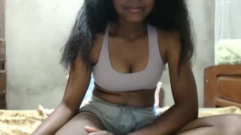 Justlhot online show from February 20, 2026, 2:08 am