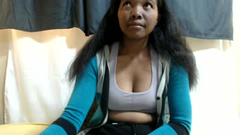 Justlhot online show from June 16, 2026, 3:53 am