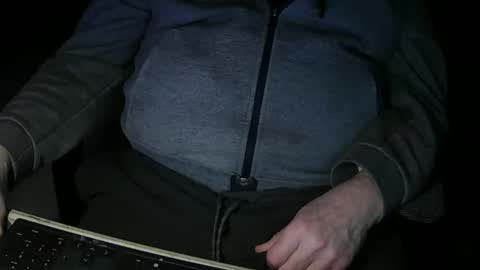 Snapshot of justme39057 chatting on February 11, 2026, 5:07 pm Justme39057 online show from February 11, 2026, 5:07 pm