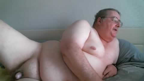 justmedm64 online show from February 4, 2025, 10:02 pm