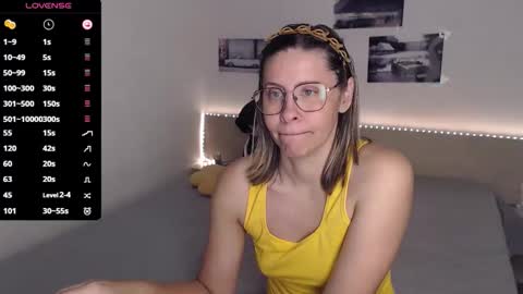 Julie online show from October 8, 2025, 3:59 am