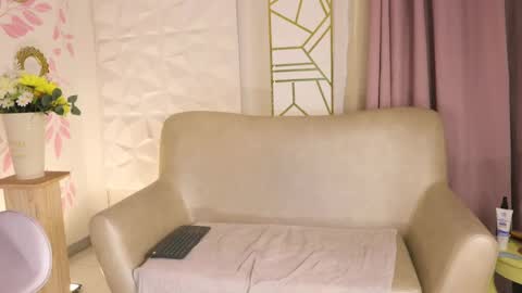 Nala online show from March 4, 2025, 4:17 am