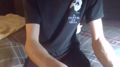 Snapshot of justpatrick32 chatting on December 22, 2024, 2:39 am Patrick online show from December 22, 2024, 2:39 am