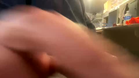 justplayingaround87 online show from January 5, 2026, 11:52 pm