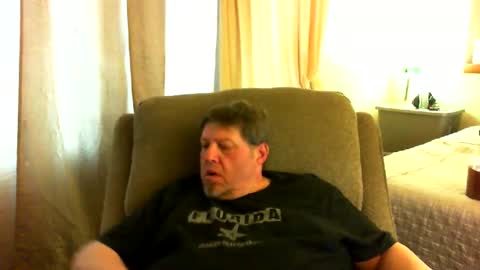 justsetfree online show from February 2, 2025, 8:41 pm