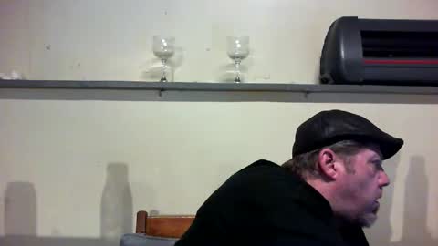 justsetfree online show from February 17, 2025, 5:14 am