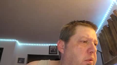 justsetfree online show from November 9, 2025, 5:28 am