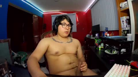 justsky117 online show from January 30, 2025, 4:16 am