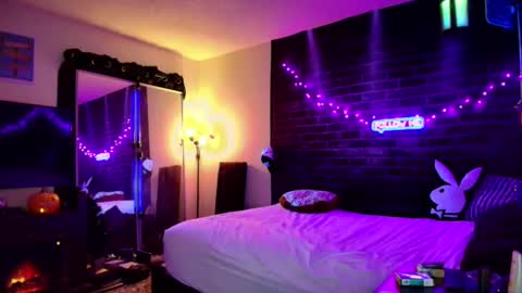 Eetantungfuk Mias online show from December 9, 2024, 6:34 am