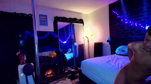 Eetantungfuk Mias online show from December 9, 2024, 6:46 pm