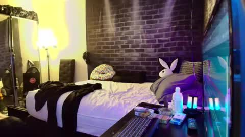 Eetantungfuk Mias online show from December 12, 2024, 6:57 am