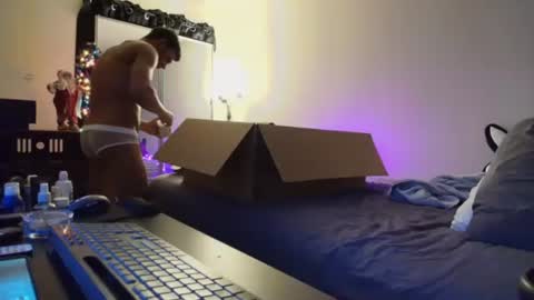 Eetantungfuk Mias online show from December 17, 2024, 6:09 pm