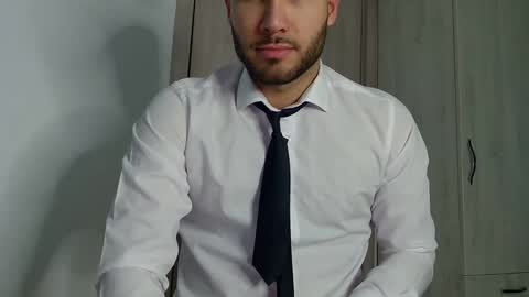 Snapshot of justynxxx1 chatting on February 17, 2025, 6:31 am Justin online show from February 17, 2025, 6:31 am