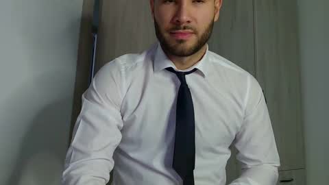 Snapshot of justynxxx1 chatting on February 18, 2025, 6:26 am Justin online show from February 18, 2025, 6:26 am