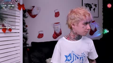 Juuzou hehim u can call me Juz online show from January 4, 2025, 11:22 am