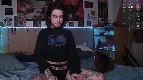 Juuzou hehim u can call me Juz online show from March 4, 2026, 3:40 pm