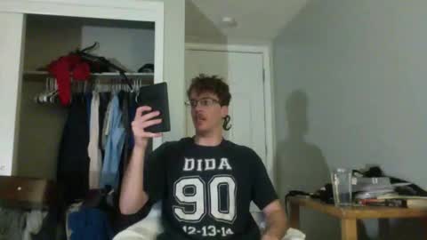 J and Sugar snap pea online show from March 18, 2026, 3:31 am