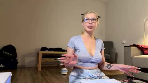 KITTY AND NICK Broadcast start time 10 am and 10 pm Moscow time online show from March 10, 2026, 10:26 pm