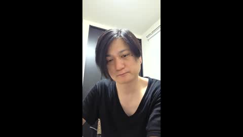 KI e697a5e69cac online show from April 22, 2026, 1:34 pm