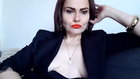Snapshot of k_queen36 chatting on March 17, 2026, 9:56 am k_queen36 online show from March 17, 2026, 9:56 am