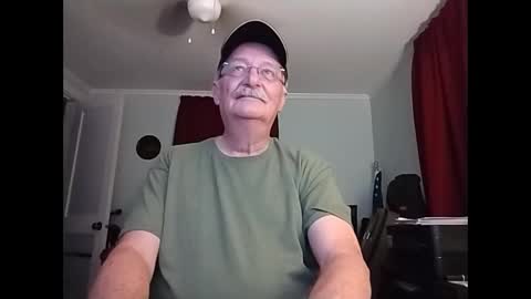 kabriggs137 online show from February 27, 2025, 3:14 am