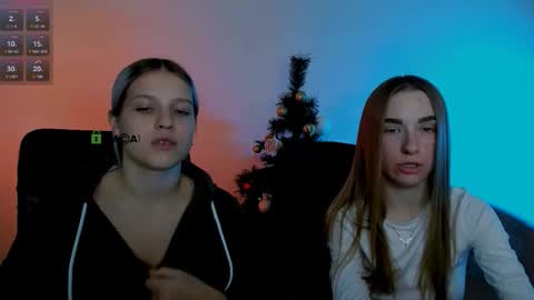 kaela_spell_ online show from December 15, 2025, 8:24 pm