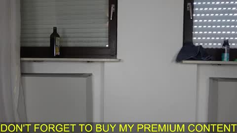 Snapshot of kaelix_frost chatting on October 27, 2025, 9:19 pm Kaelix Frost online show from October 27, 2025, 9:19 pm