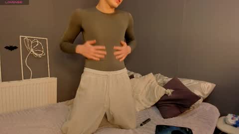 Snapshot of kai_milller chatting on March 20, 2026, 7:52 pm Kai online show from March 20, 2026, 7:52 pm