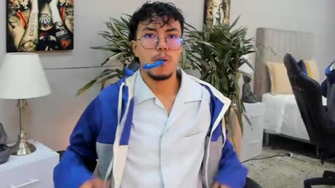 kai_storn online show from May 16, 2026, 10:47 am