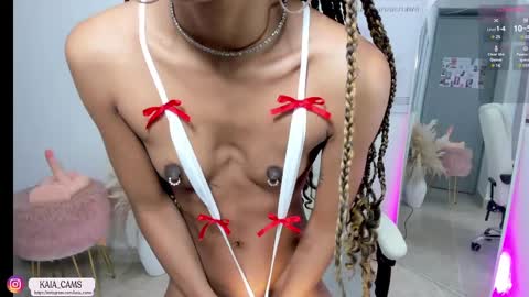    online show from March 11, 2025, 11:44 am