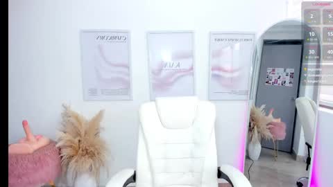    online show from March 11, 2025, 2:51 pm