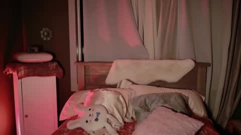 Snapshot of kaileeshy chatting on November 19, 2025, 4:34 am Kailee Smile online show from November 19, 2025, 4:34 am