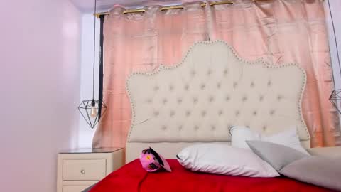 Snapshot of kailinandrihky chatting on October 25, 2025, 2:13 pm KailinANDrihky online show from October 25, 2025, 2:13 pm