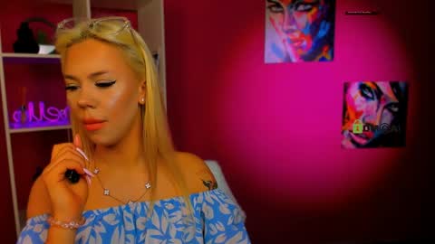 kaisy_honey online show from May 5, 2026, 7:00 pm