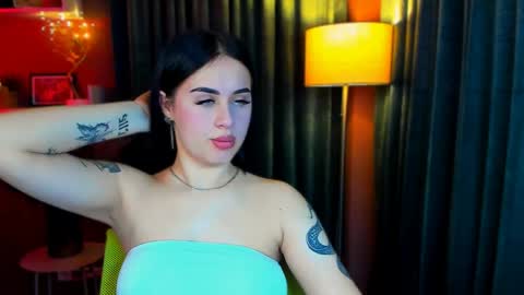 kaisy_honey online show from May 7, 2026, 7:08 pm
