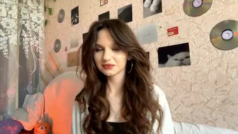 Roniy online show from May 19, 2026, 7:58 am